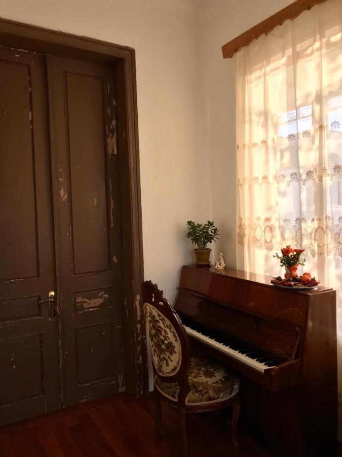 Guest House Nona Kʼutʼaisi Exterior foto