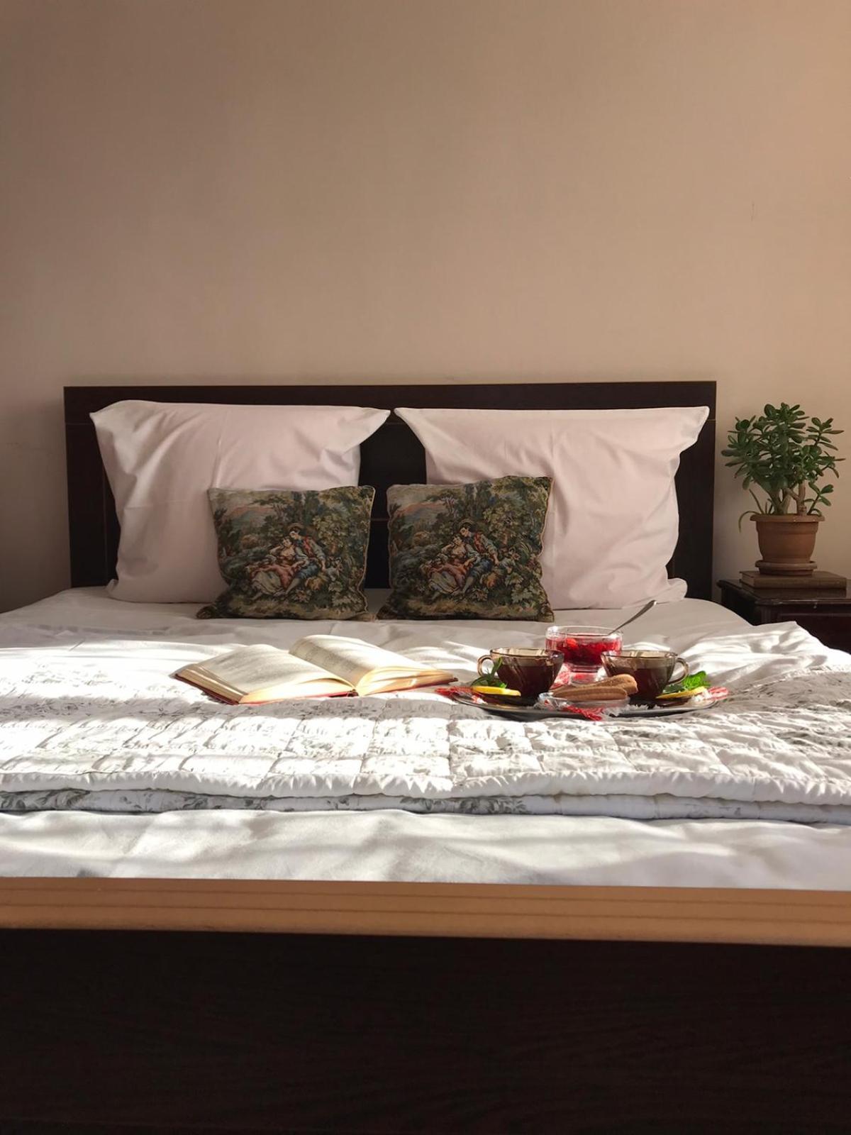 Guest House Nona Kʼutʼaisi Quarto foto