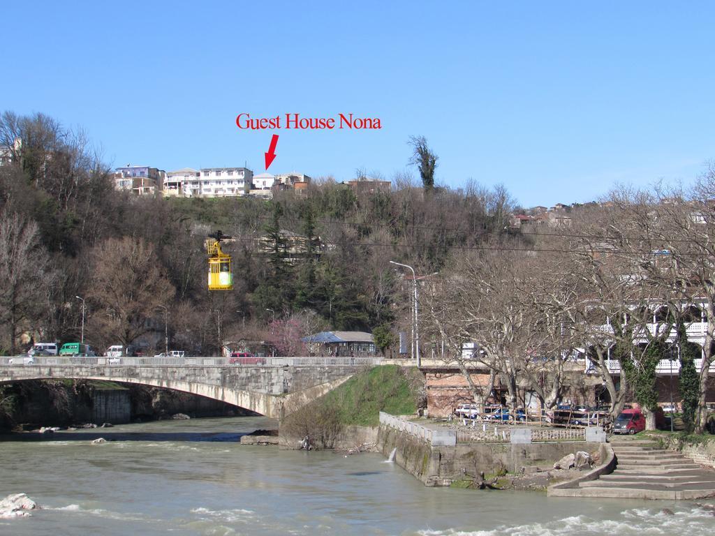 Guest House Nona Kʼutʼaisi Exterior foto