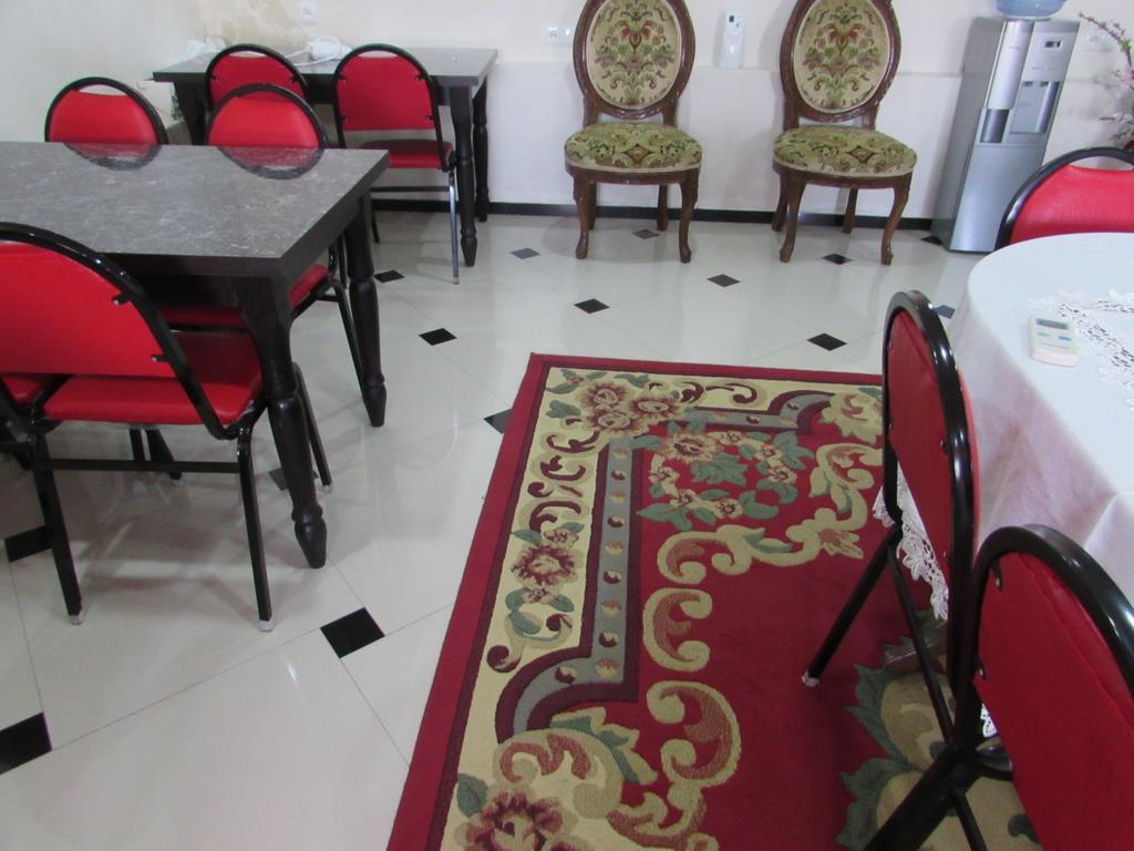 Guest House Nona Kʼutʼaisi Exterior foto